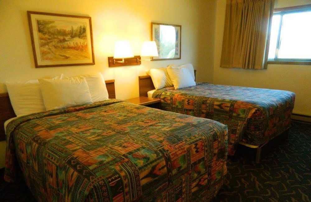 Rodeway Inn Gateway To Medora T-Roosevelt & Makoshika State Park Wibaux Extérieur photo