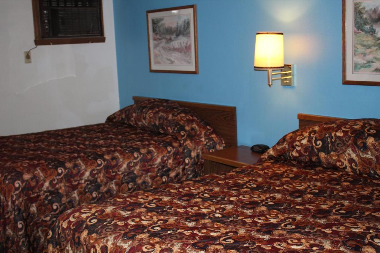 Rodeway Inn Gateway To Medora T-Roosevelt & Makoshika State Park Wibaux Extérieur photo